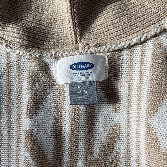 Old navy sweater shawl Aztec prints size M-L - Picture 6 of 9